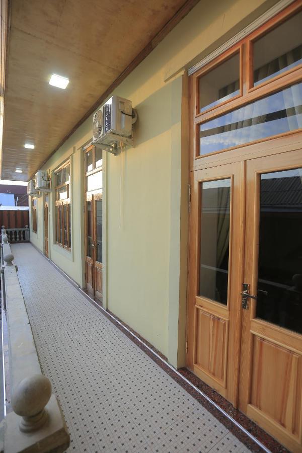 Royal Lux Guest House ซามาร์คันด์ ภายนอก รูปภาพ
