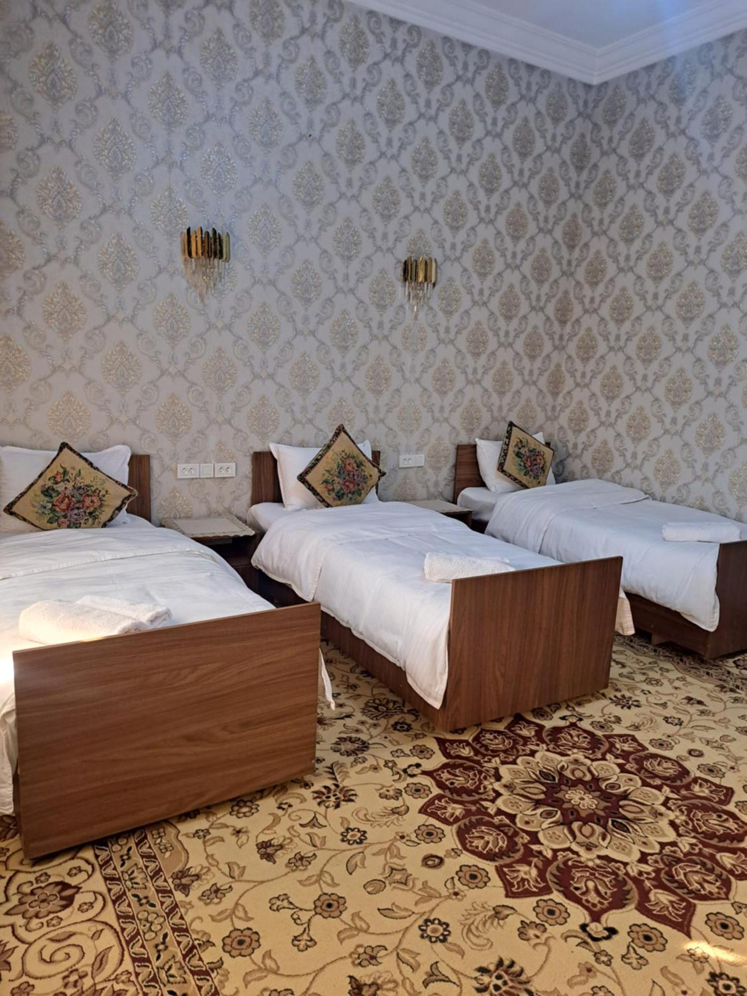 Royal Lux Guest House ซามาร์คันด์ ภายนอก รูปภาพ